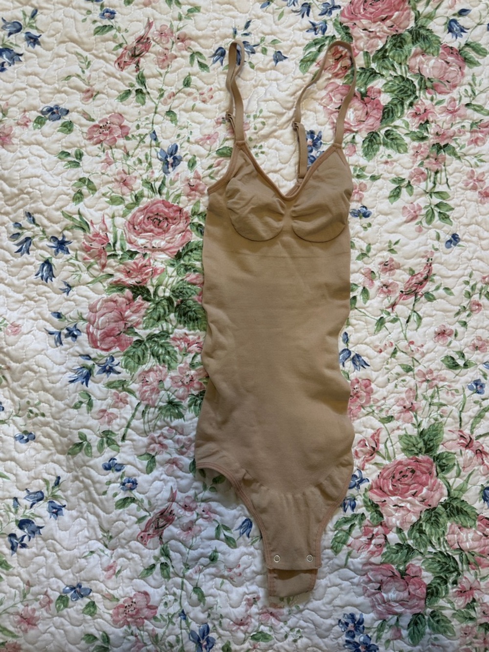 Sculpting Shapewear Bodysuit in Tan
